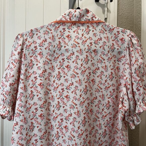 Ivy City Co Pink Floral Cottage Coquette Button Up Puff Sleeve Top Womens Size L - Picture 7 of 10